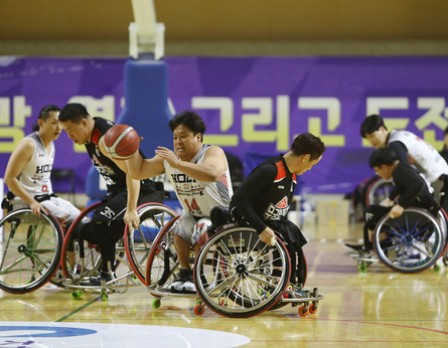 고양홀트, 시즌 마지막 경기서 팀워크로 값진 …